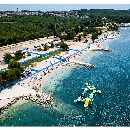 Jure 900m Beach Medulin
